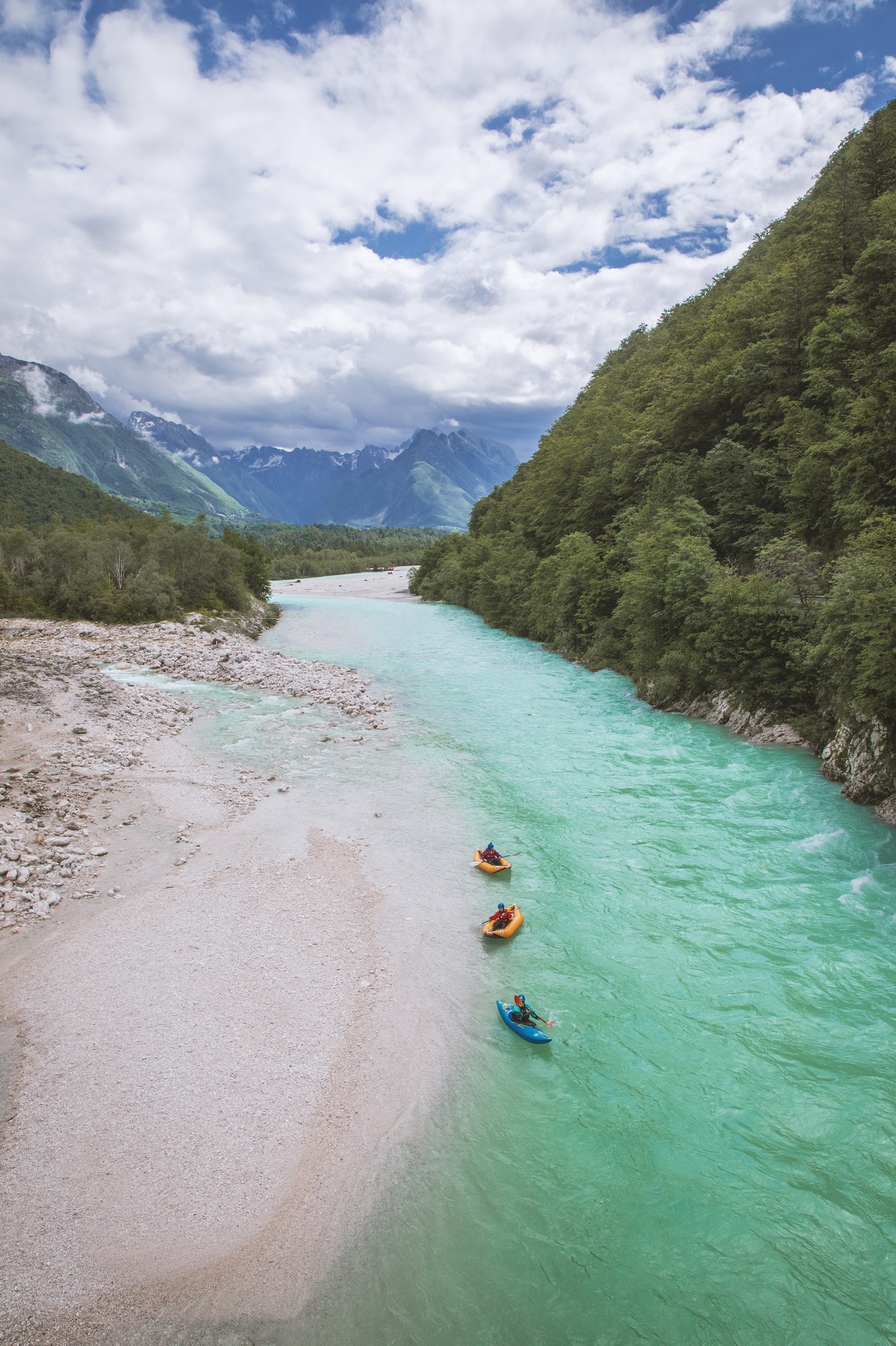How to Get to the Soča Valley: A Comprehensive Guide from Italy and Ljubljana